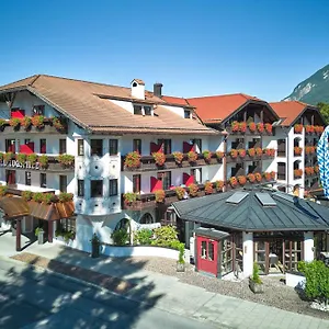 Отель Zugspitze